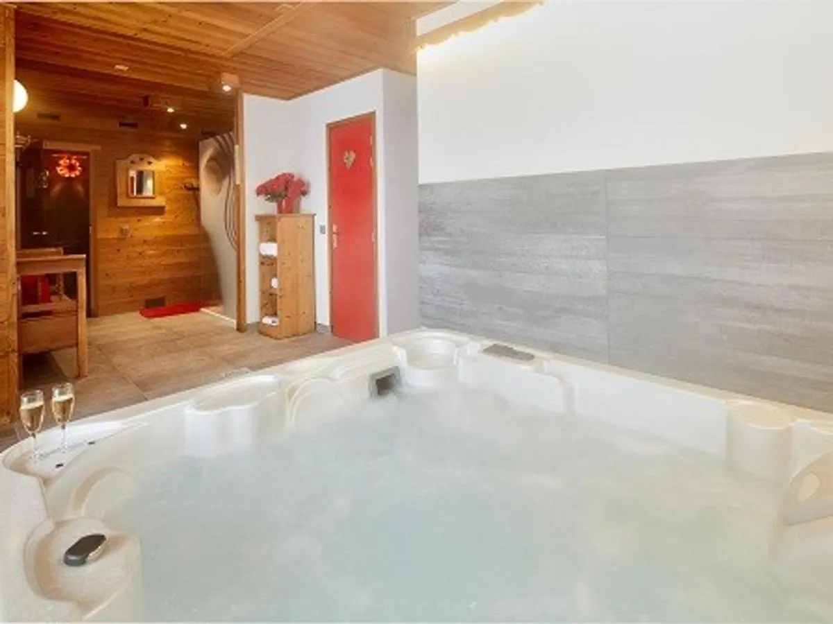 Chalet Luxueux Avec Jacuzzi, Sauna Et Wifi Aux Gets - Fr-1-671-83 Les Gets